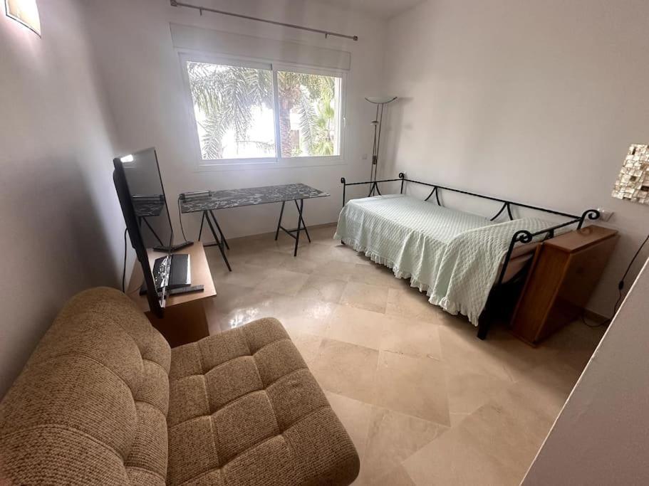 Costalita Beach Apartamento En Estepona Extérieur photo