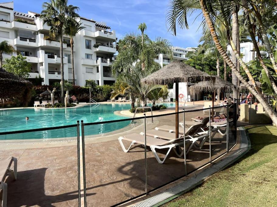 Costalita Beach Apartamento En Estepona Extérieur photo