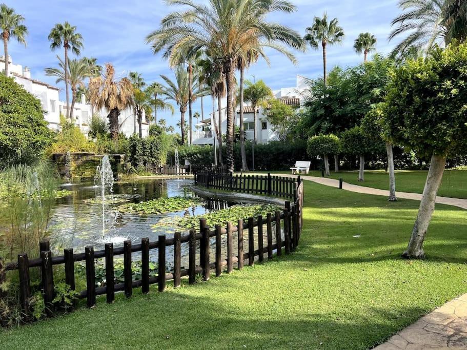 Costalita Beach Apartamento En Estepona Extérieur photo
